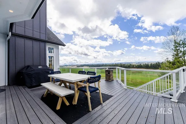 $2,600,000 | 1014 Hilby Road, Moscow, ID 83843