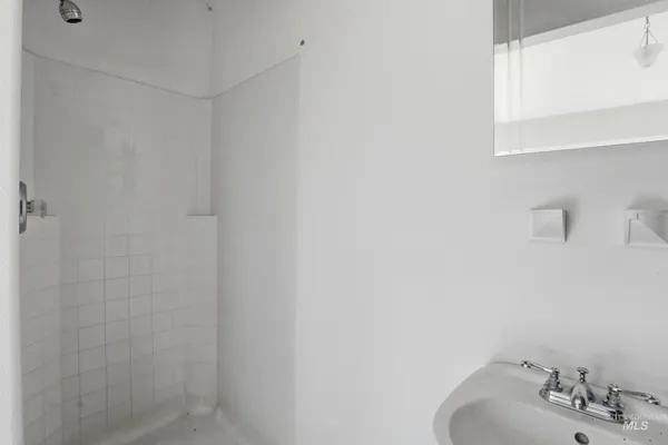 $2,600,000 | 1014 Hilby Road, Moscow, ID 83843