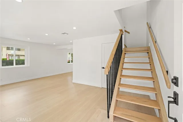 $2,295,000 | 7010 Lennox Avenue, Van Nuys, CA 91405