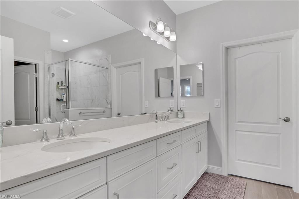 2335 Sawyers Hill Road, Unit 506 Naples, FL 34120 - Photo 13 of 30