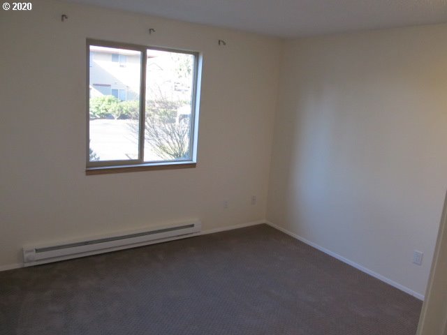 12606 Northwest Barnes Road, Unit 8 Portland, OR 97229 - Photo 17 of 31 Gallery Image 17