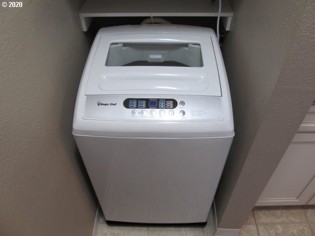 12606 Northwest Barnes Road, Unit 8 Portland, OR 97229 - Photo 7 of 31 Gallery Image 7