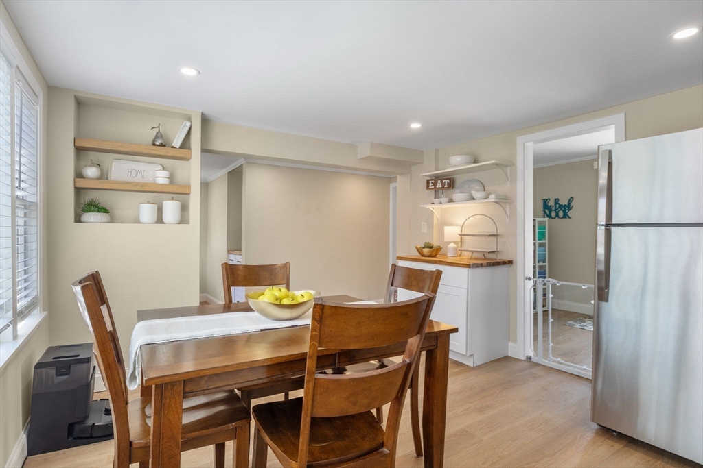 90 Manning Street Hudson, MA 01749 - Photo 7 of 38