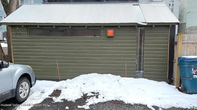 $1,950,000 | 514 State Street, Unit BET 5TH AND 6TH STREETS, Hudson, NY 12534