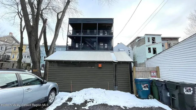 $1,950,000 | 514 State Street, Unit BET 5TH AND 6TH STREETS, Hudson, NY 12534