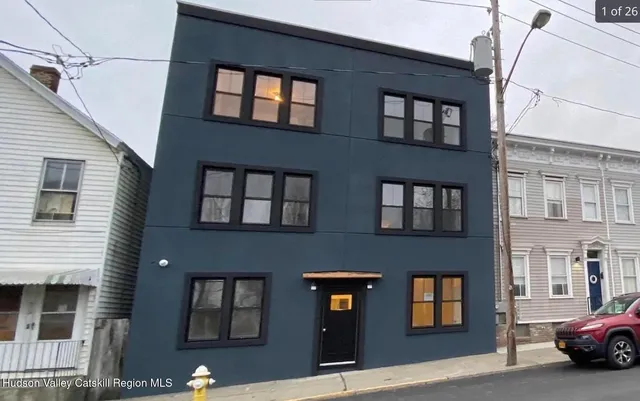 $1,950,000 | 514 State Street, Unit BET 5TH AND 6TH STREETS, Hudson, NY 12534