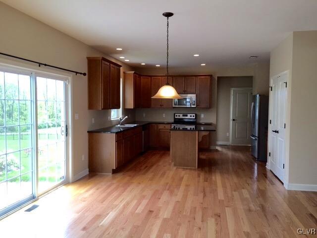 611 South 4th Street Bangor, PA 18013 - Photo 3 of 22 Gallery Image 3