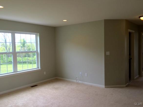 611 South 4th Street Bangor, PA 18013 - Photo 8 of 22 Gallery Image 8