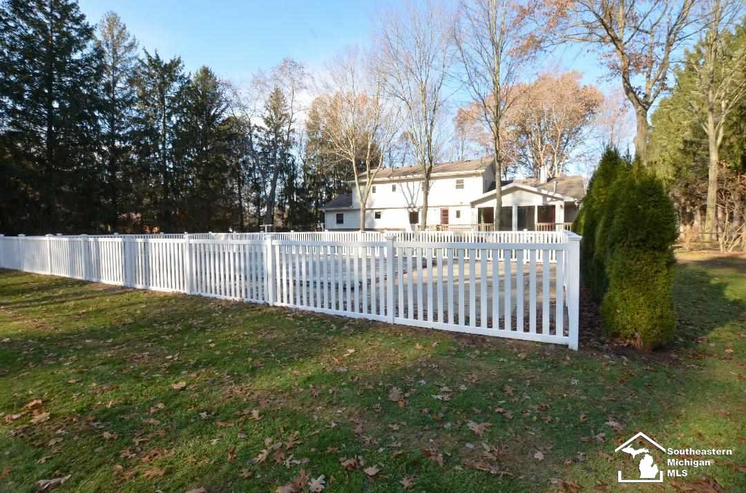 3749 West Erie Road Temperance, MI 48182 - Photo 9 of 45 Gallery Image 9