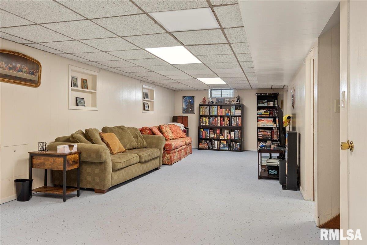 164 Archer Avenue Springfield, IL 62704 - Photo 23 of 33 Gallery Image 23