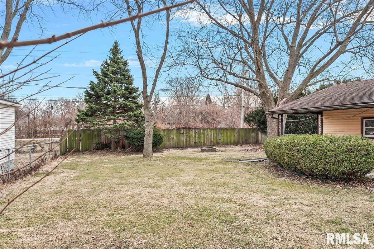 164 Archer Avenue Springfield, IL 62704 - Photo 28 of 33 Gallery Image 28