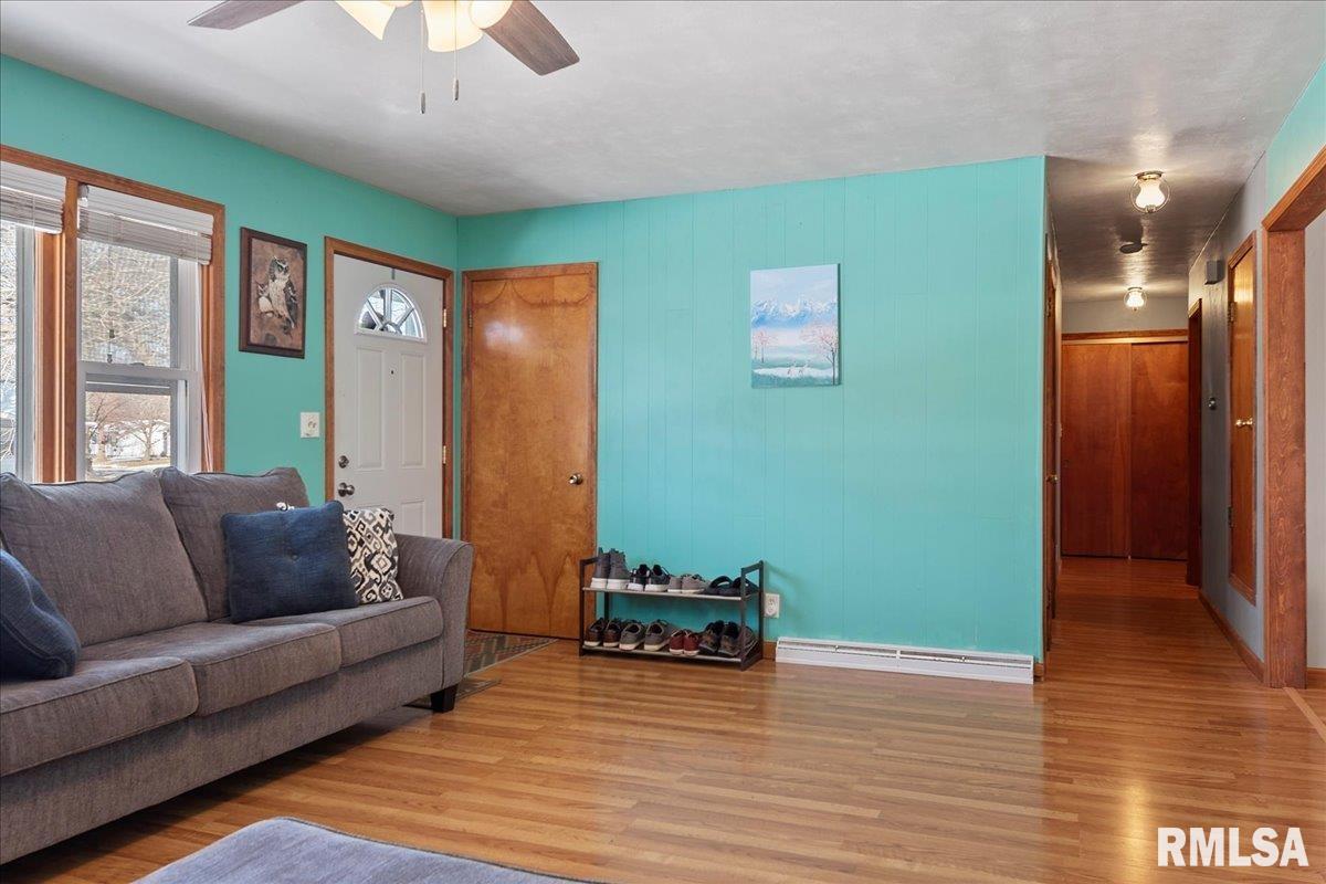 164 Archer Avenue Springfield, IL 62704 - Photo 5 of 33 Gallery Image 5