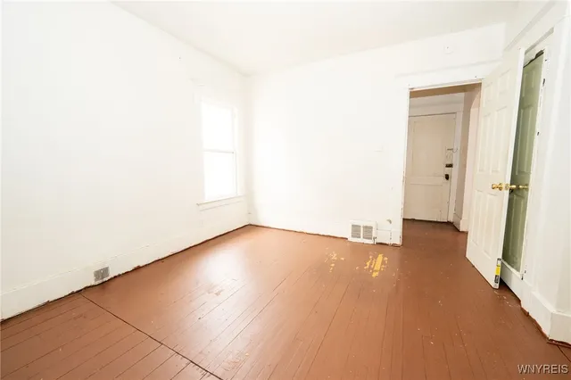 $185,900 | 204 Crowley Avenue, Buffalo, NY 14207