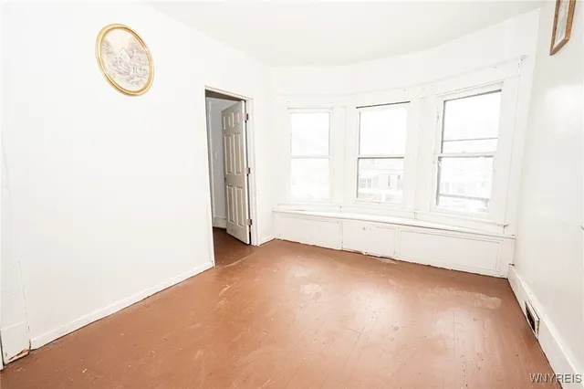 $185,900 | 204 Crowley Avenue, Buffalo, NY 14207