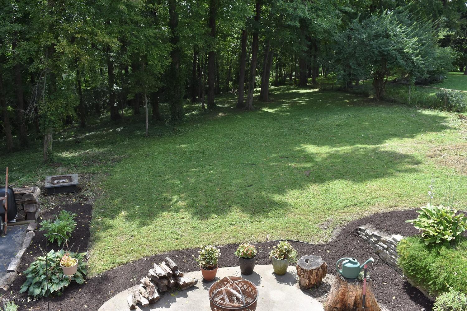 2716 Lamont Road Louisville, KY 40205 - Photo 35 of 46 DSC_1099
