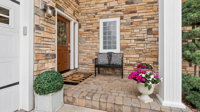 $1,395,000 | 140 Lane 270A Hamilton Lake, Hamilton, IN 46742