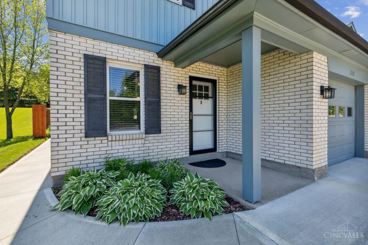1112 Deerfield Road, Unit B Lebanon, OH 45036 - Photo 3 of 35 Gallery Image 3