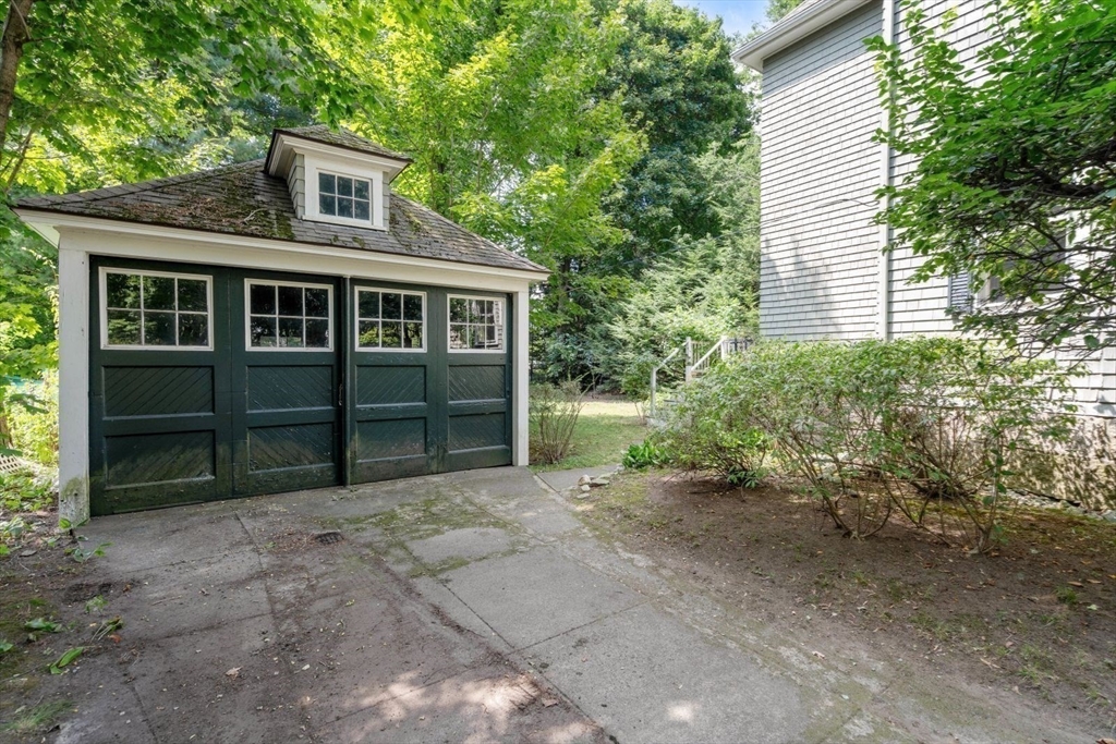 61 Chester Street Newton, MA 02461 - Photo 34 of 42 a backyard of a house