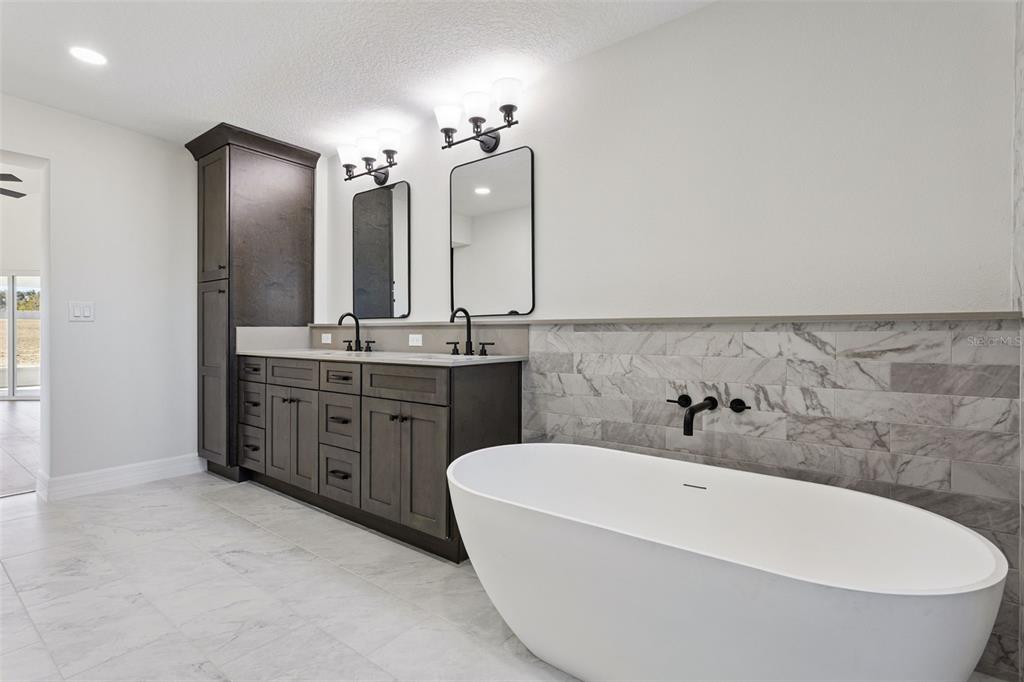 3146 Hammock Grove Road Groveland, FL 34736 - Photo 13 of 27