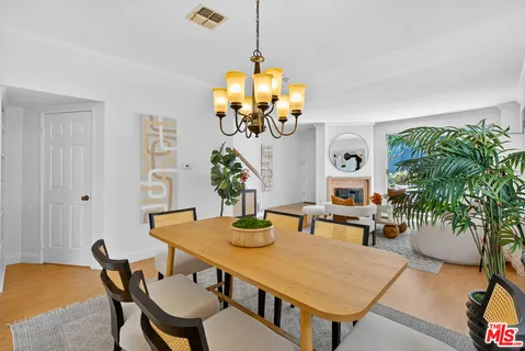 $989,000 | 2405 34th Street, Unit 5, Santa Monica, CA 90405