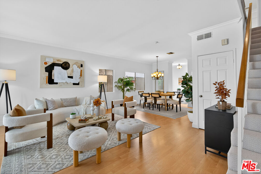 2405 34th Street, Unit 5 Santa Monica, CA 90405 - Photo 3 of 47