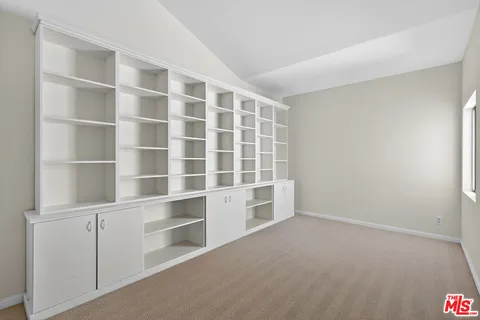 $989,000 | 2405 34th Street, Unit 5, Santa Monica, CA 90405