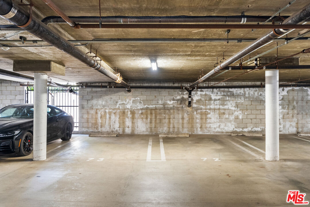 2405 34th Street, Unit 5 Santa Monica, CA 90405 - Photo 42 of 47