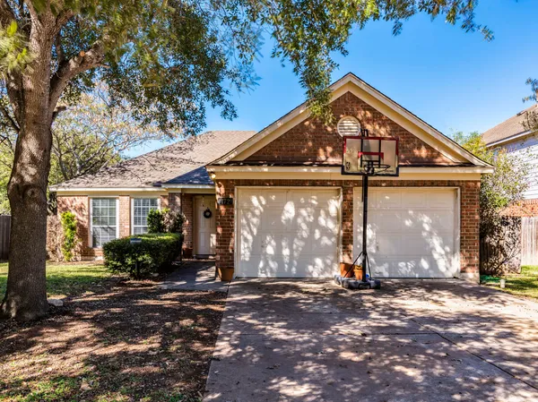$299,900 | 172 Winter Street, Kyle, TX 78640