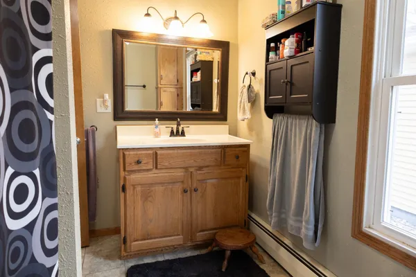 $170,000 | 405 Nevada Avenue, Adrian, MN 56110