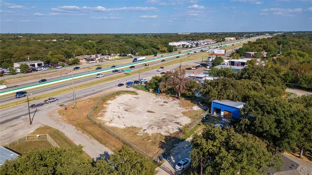 $600,000 | 12620 C F Hawn Freeway, Dallas, TX 75253