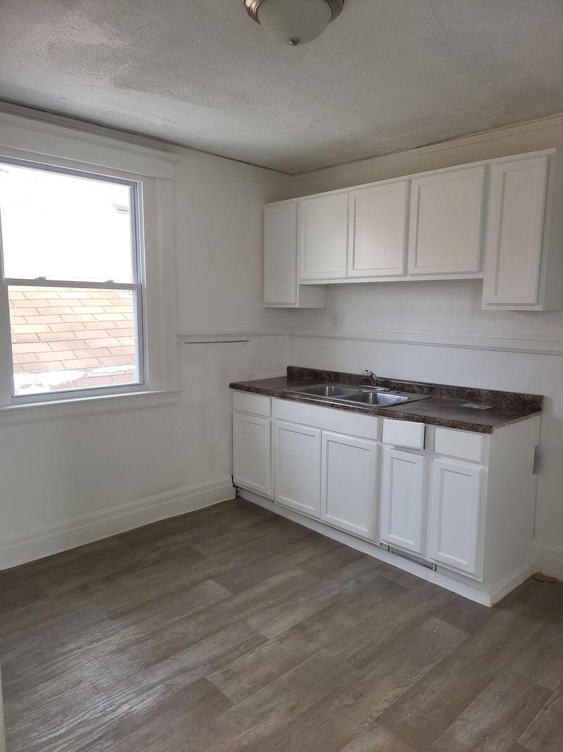6307 Woodrow Street Detroit, MI 48210 - Photo 6 of 12 upper 6