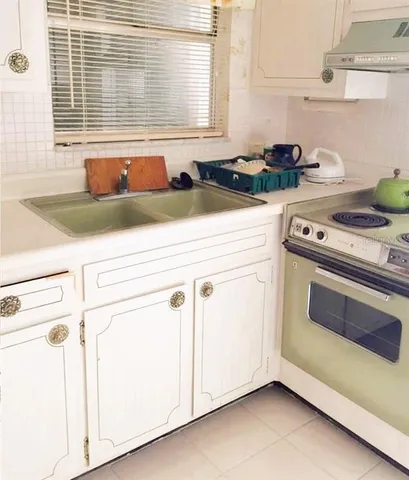 $1,495 | 1221 Drew Street, Unit A21, Clearwater, FL 33755