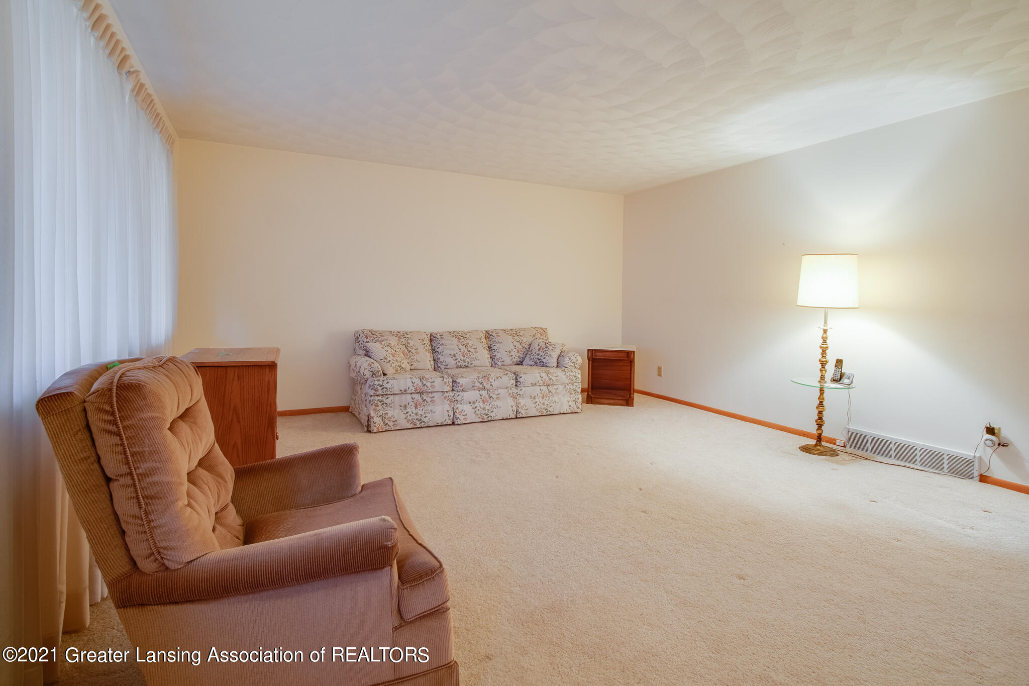 1114 Schavey Road Dewitt, MI 48820 - Photo 3 of 23 3