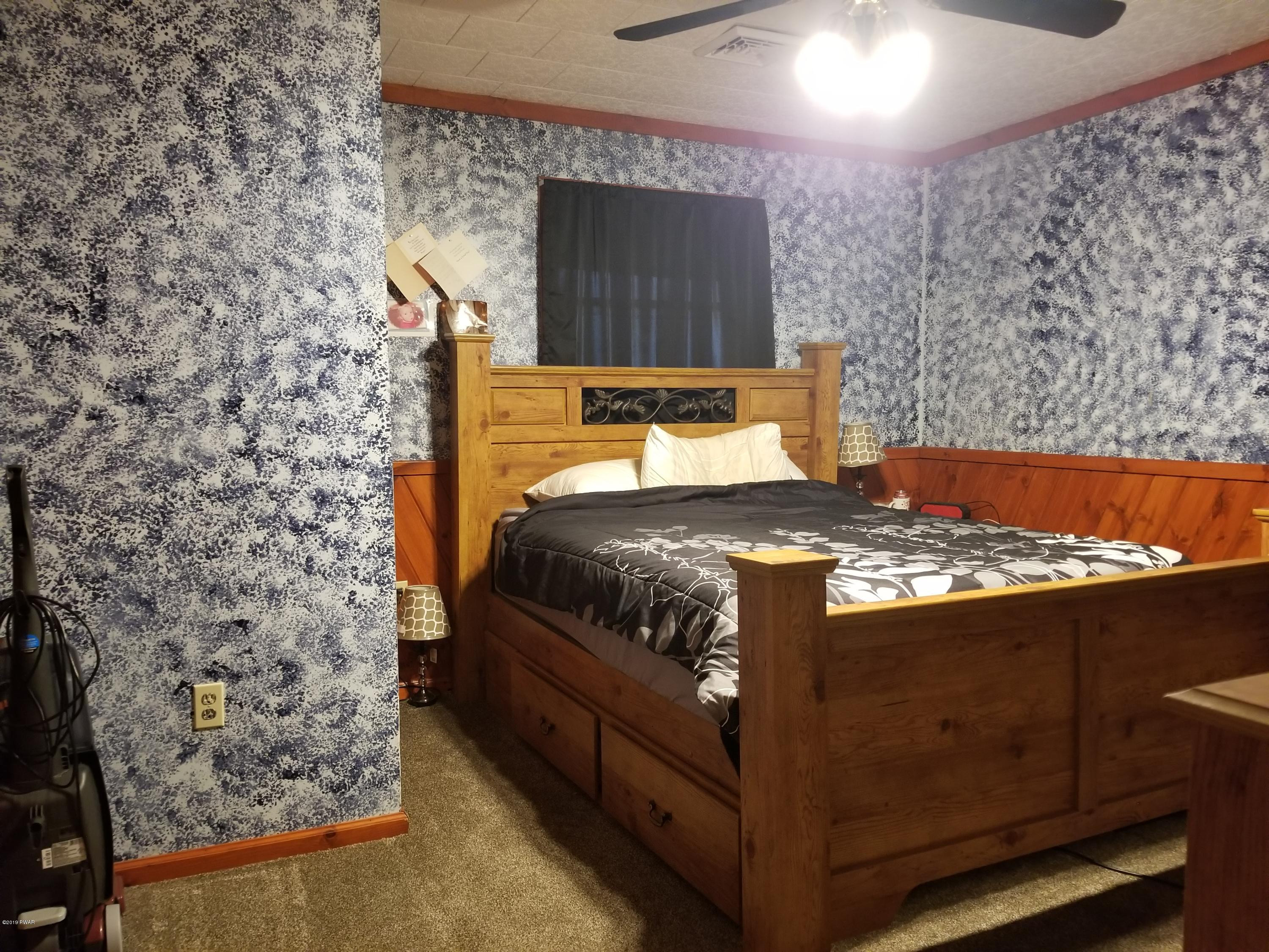 100 Lee Road Carbondale, PA 18407 - Photo 23 of 27 Bedroom 1