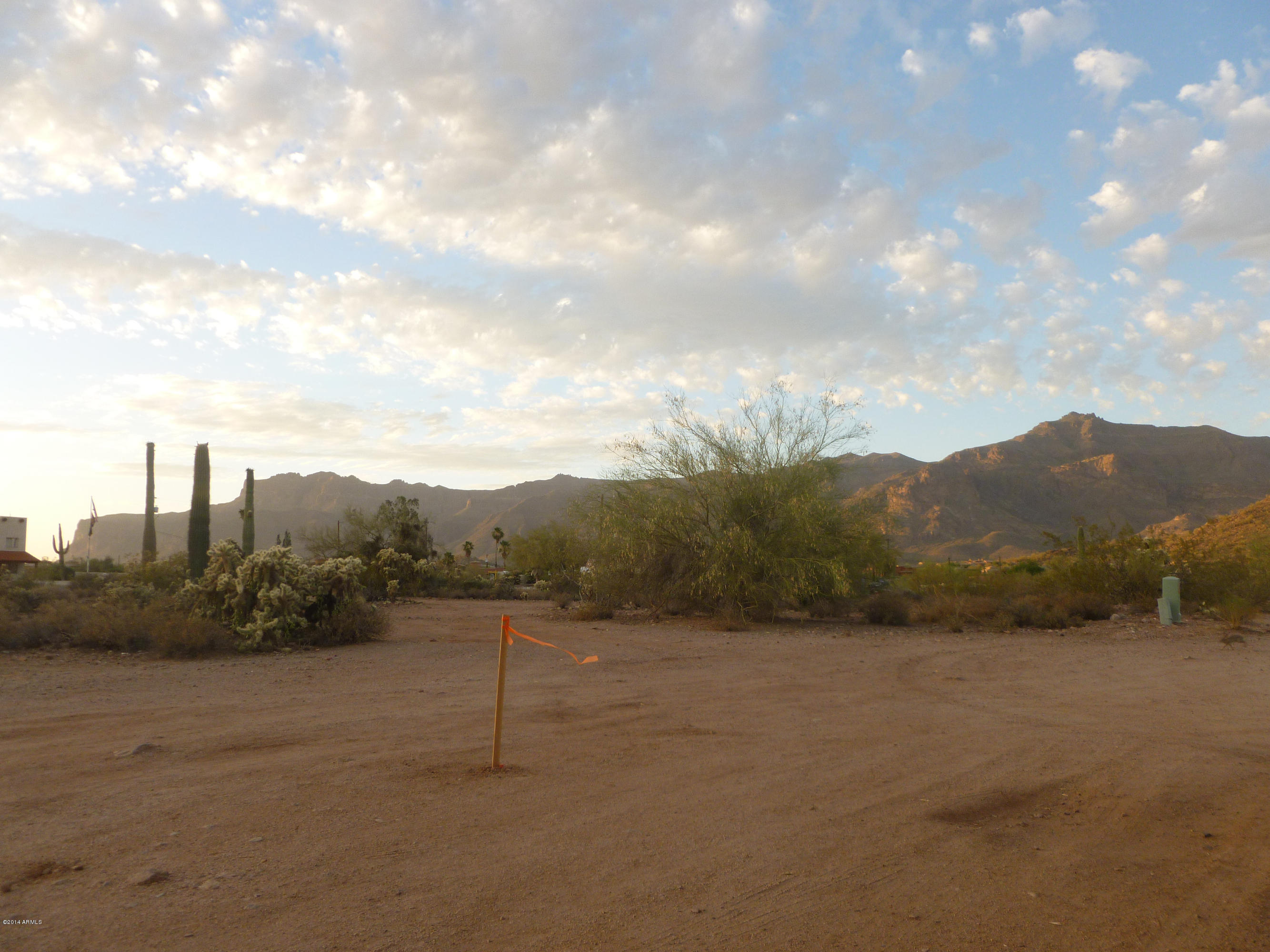 5773 South Kings Ranch Road, Unit 145 Gold Canyon, AZ 85118 - Photo 5 of 7 P1010824
