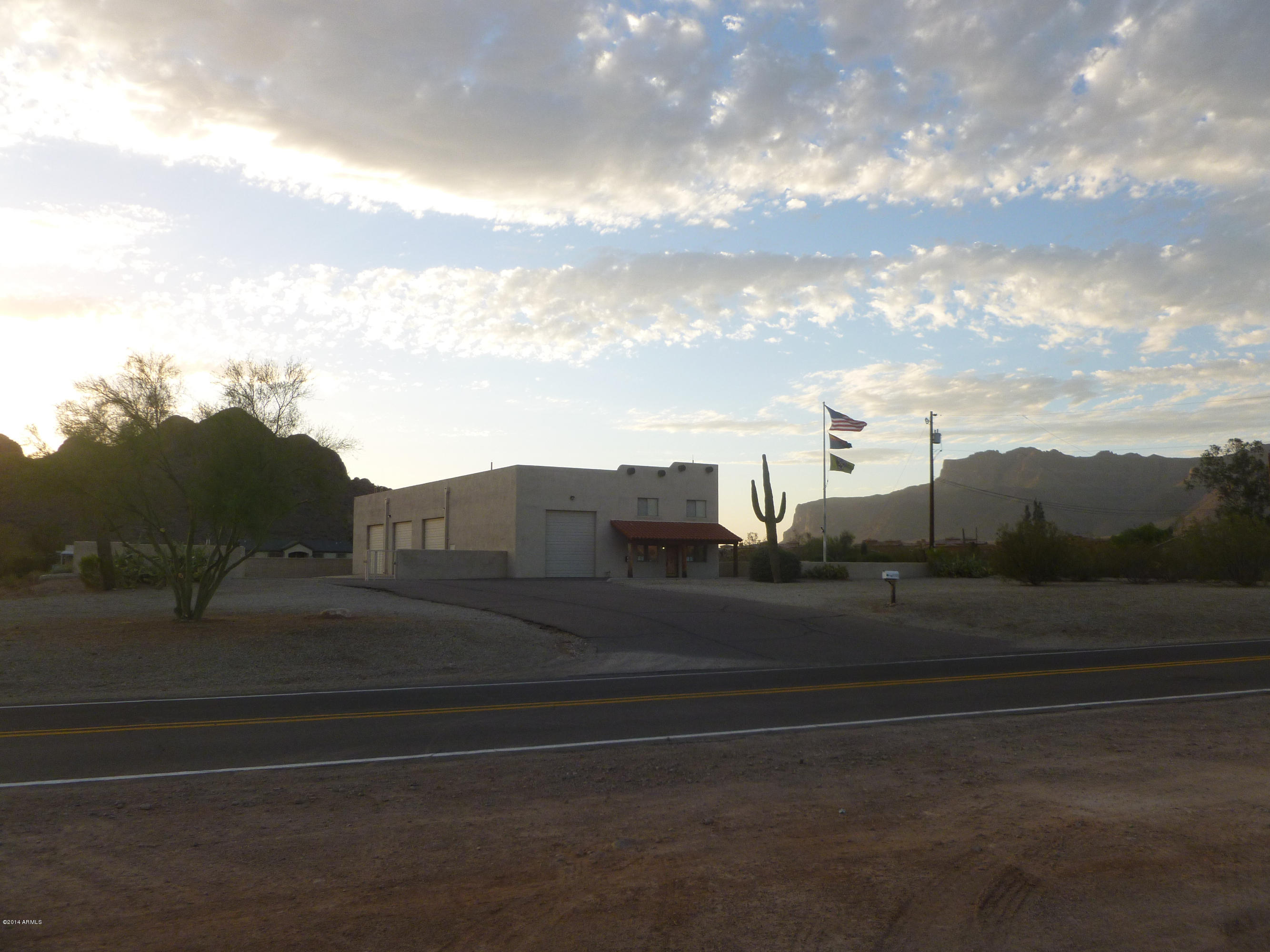5773 South Kings Ranch Road, Unit 145 Gold Canyon, AZ 85118 - Photo 6 of 7 P1010823