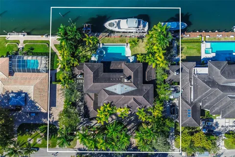 $18,950,000 | 9320 Balada Street, Coral Gables, FL 33156