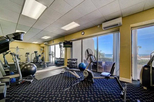 $4,500 | 450 South Gulfview Boulevard, Unit 907, Clearwater, FL 33767