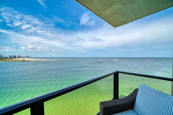 $4,500 | 450 South Gulfview Boulevard, Unit 907, Clearwater, FL 33767