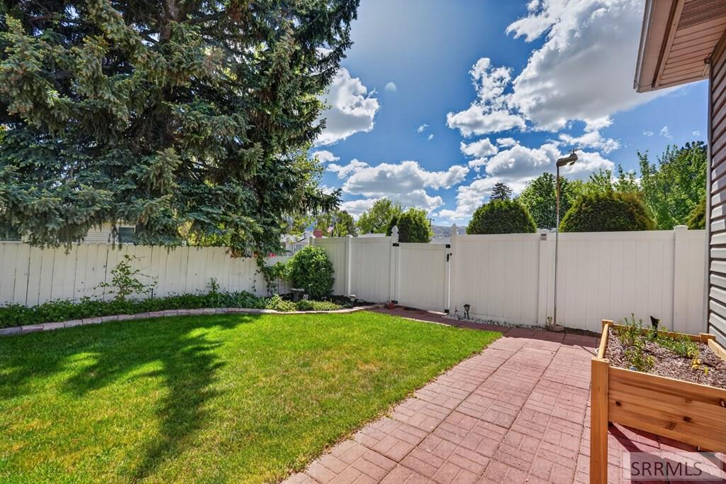 6 Stanford Avenue Pocatello, ID 83201 - Photo 37 of 58