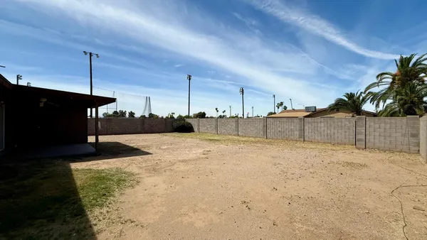 $1,825 | 12602 North 21st Avenue, Phoenix, AZ 85029