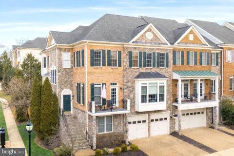 $1,085,000 | 43720 Stone Fence Terrace, Leesburg, VA 20176