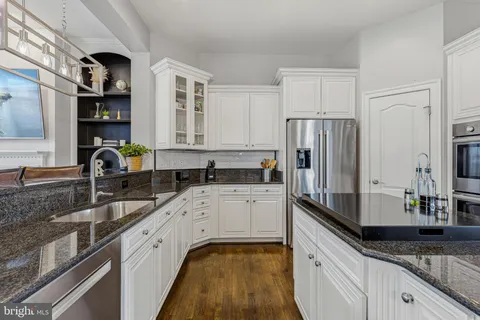 $1,085,000 | 43720 Stone Fence Terrace, Leesburg, VA 20176