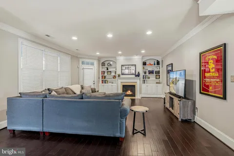 $1,085,000 | 43720 Stone Fence Terrace, Leesburg, VA 20176