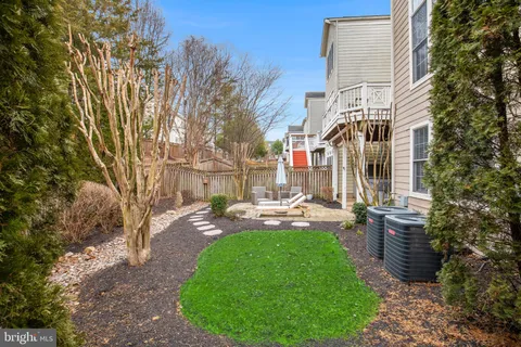 $1,085,000 | 43720 Stone Fence Terrace, Leesburg, VA 20176