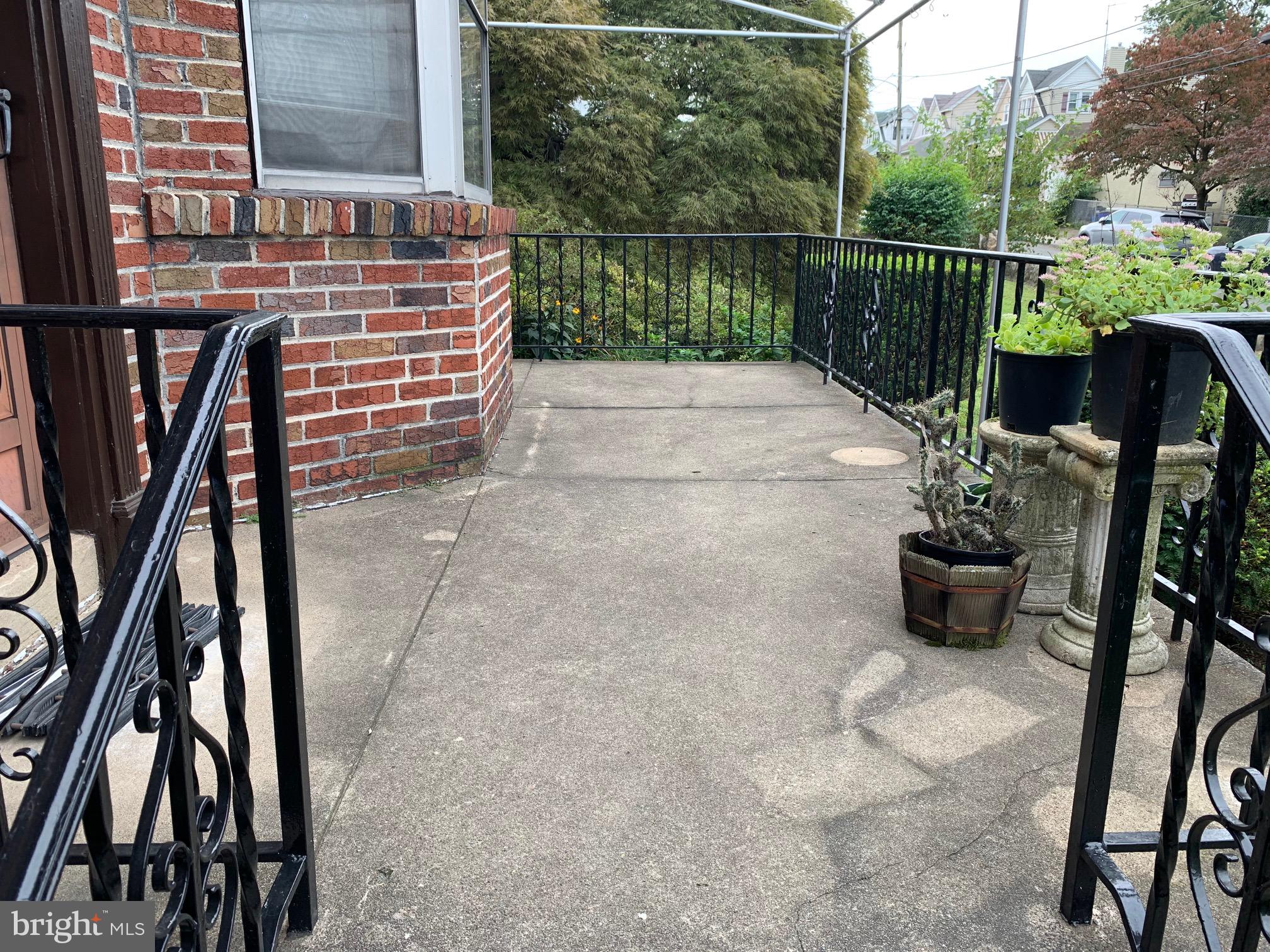337 Burmont Road Drexel Hill, PA 19026 - Photo 3 of 37 Front Porch