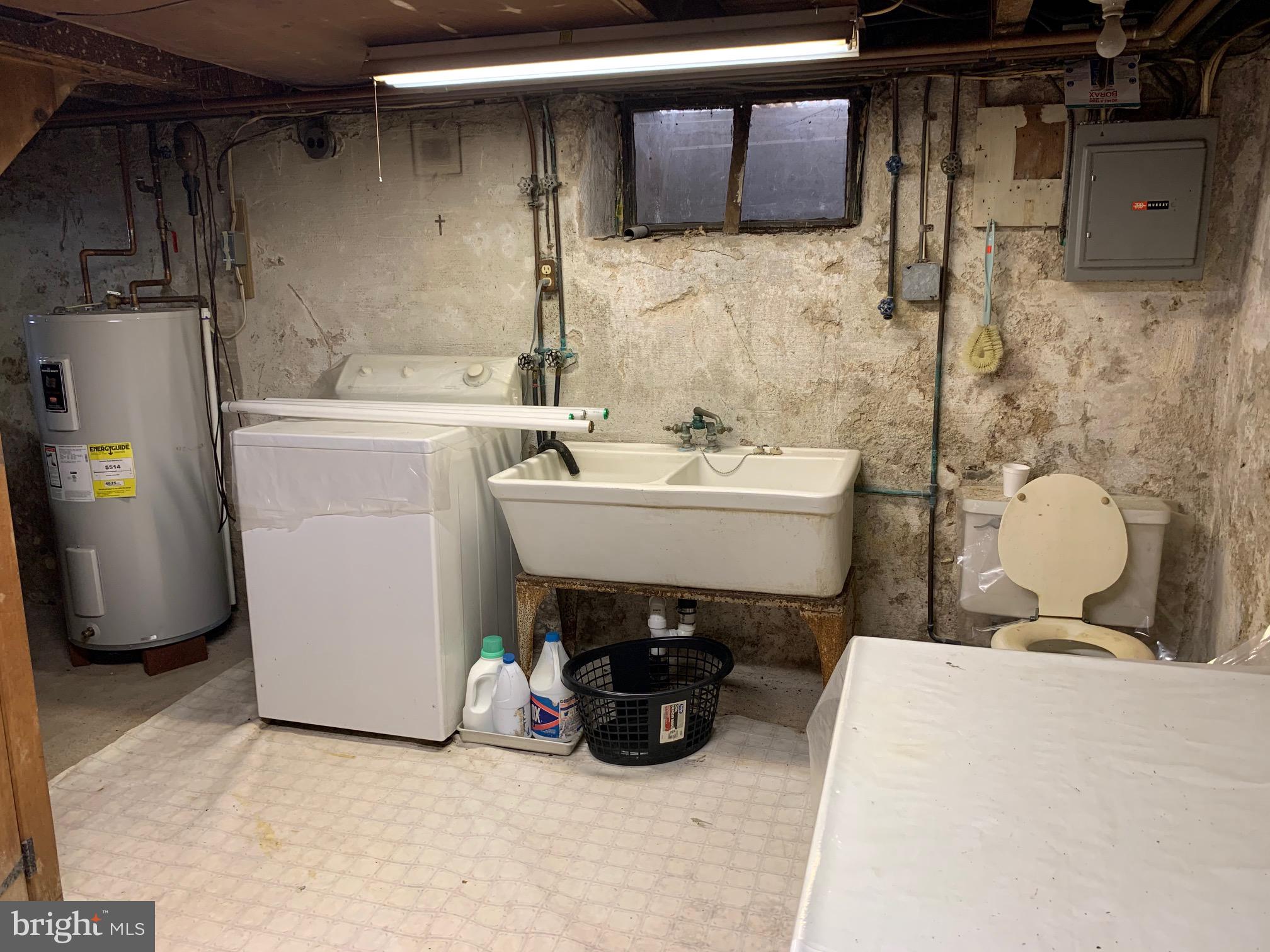 337 Burmont Road Drexel Hill, PA 19026 - Photo 24 of 37 Laundry Area