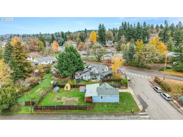 $370,000 | 108 South Street, Silverton, OR 97381