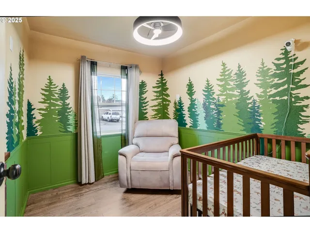 $370,000 | 108 South Street, Silverton, OR 97381