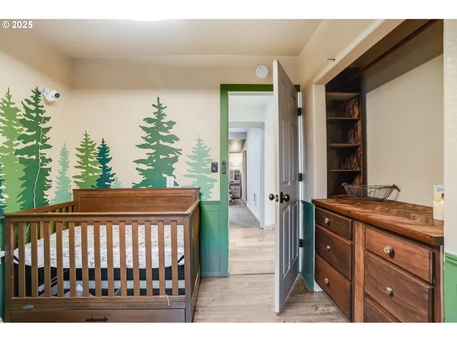 $370,000 | 108 South Street, Silverton, OR 97381